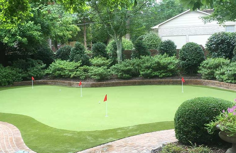 Residential North Carolina putting green