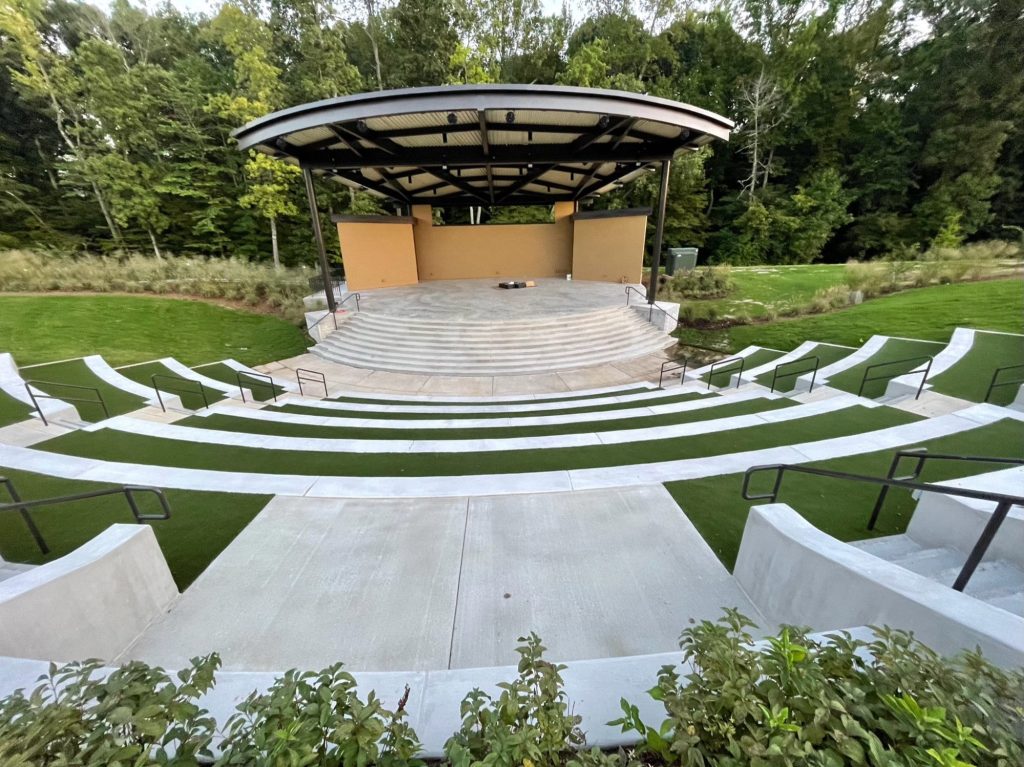 Artificial grass forconcert ampitheaters
