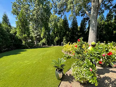 Backyard artificial grass lawn installed by SYNLawn